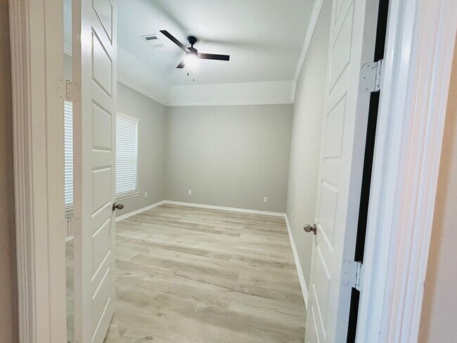 Foto del edificio - 18314 Southwood Creek Dr