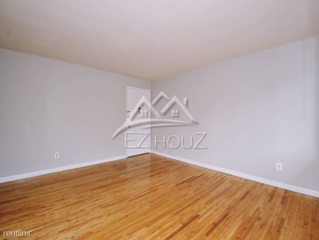 Building Photo - 1629 Ingleside Ave