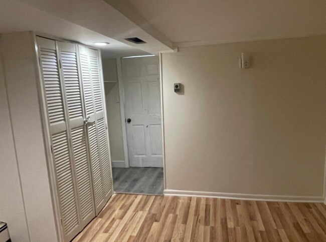 Foto del edificio - 595 E 39th St