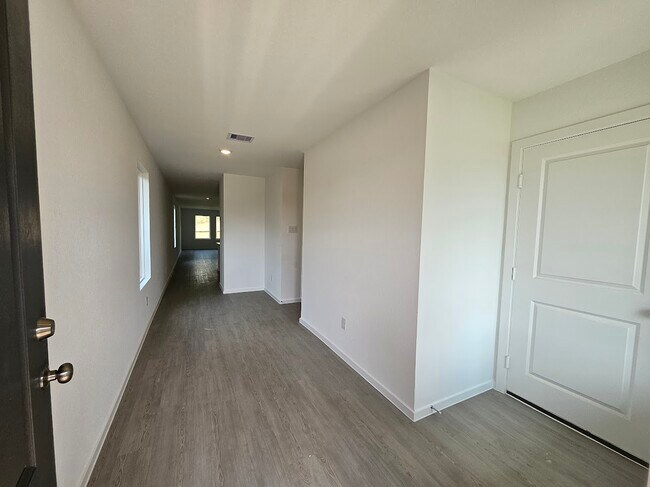 Foto del edificio - 14881 N Ascot Bnd Cir