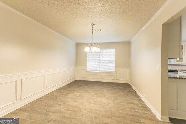 Building Photo - 1562 Gunstock Ct