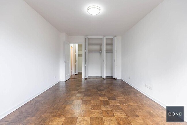 Foto del edificio - 145 E 16th St