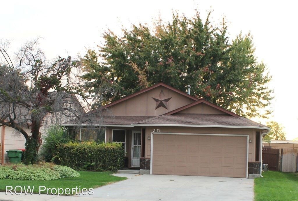 Primary Photo - 3 br, 2 bath House - 2171 N Linder Rd