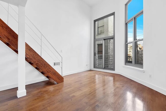 Foto del edificio - 395 S 2nd St