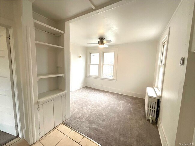 Foto del edificio - 15 Pleasant View Ave