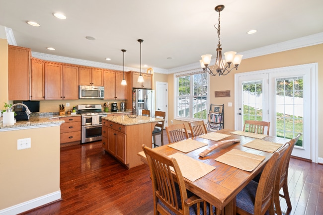 Building Photo - 545 Summerford Ln