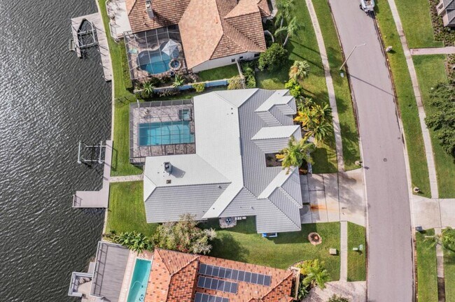 Building Photo - 5104 E Longboat Blvd