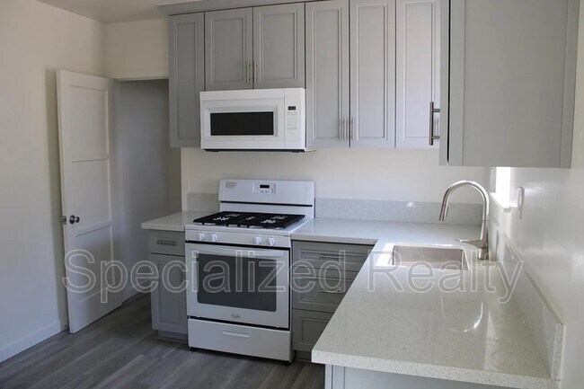 Foto del edificio - 518 W California Ave