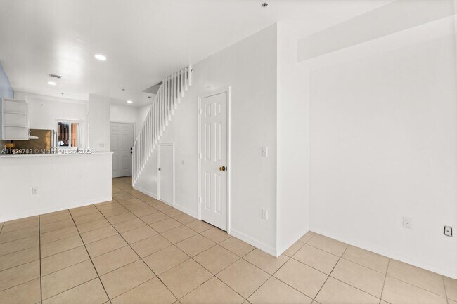 Foto del edificio - 928 SW 3rd St