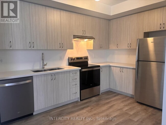 Building Photo - 541 Tim Manley Ave