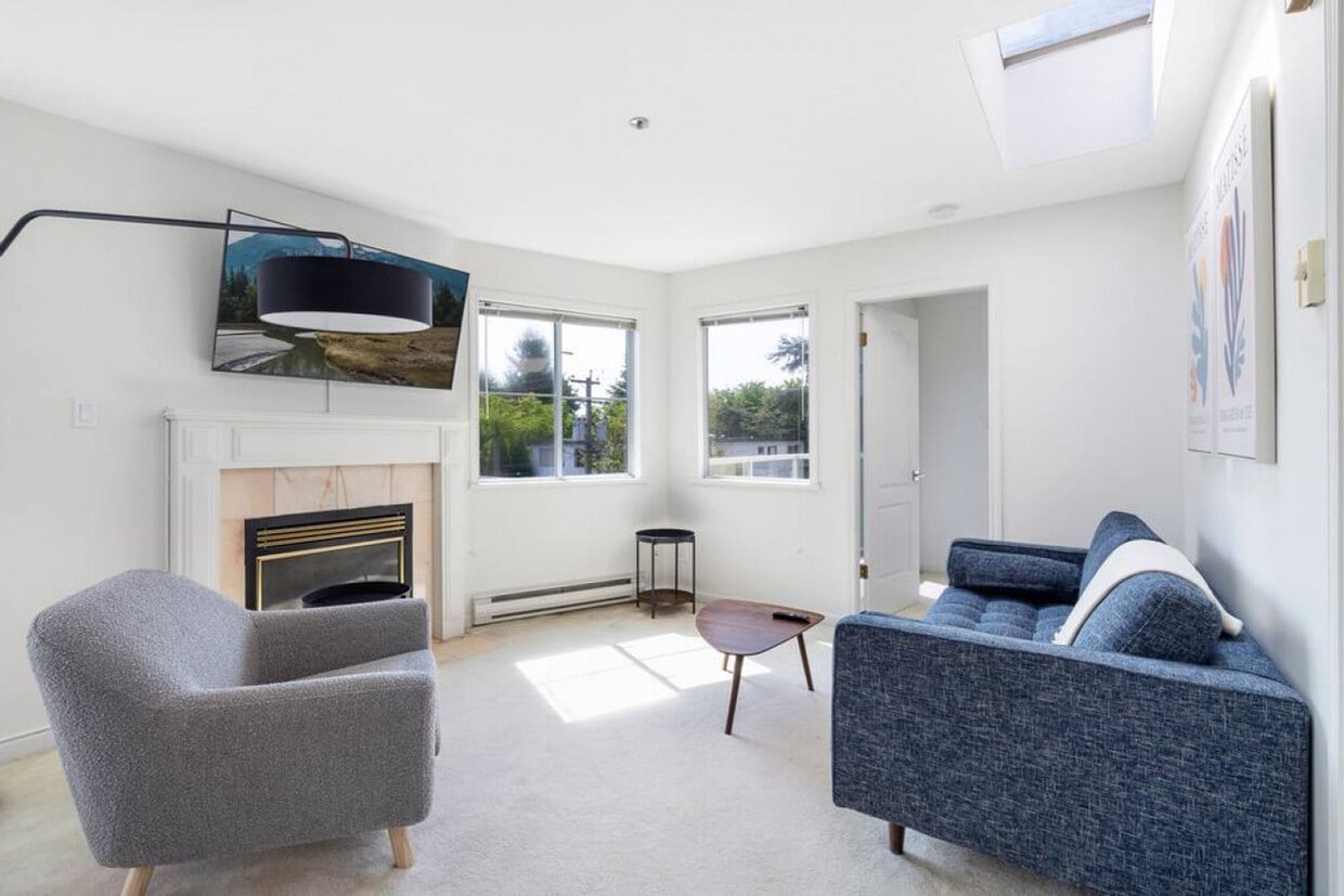 Photo principale - 1126 W 11th Ave