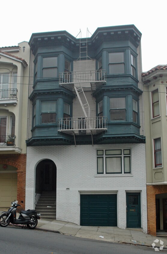 Building Photo - 940 Union St