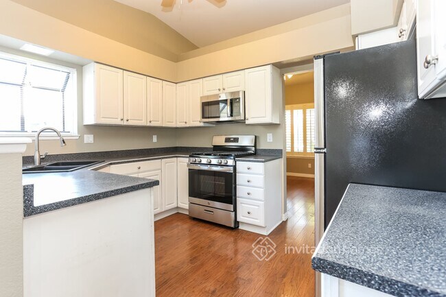 Building Photo - 155 Drifting Sand Ct