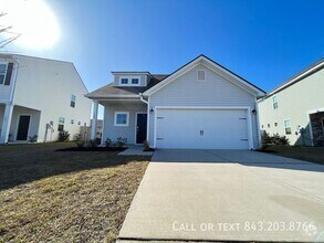 Building Photo - 105 Sequoia Ln
