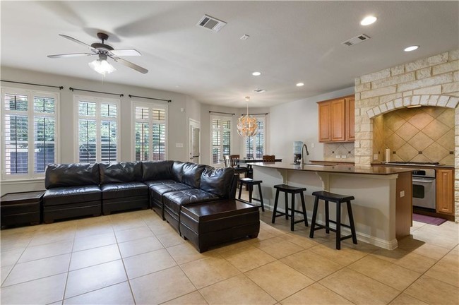 Building Photo - 302 Flagstone Ct