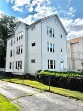 Building Photo - 67 Brooklawn St