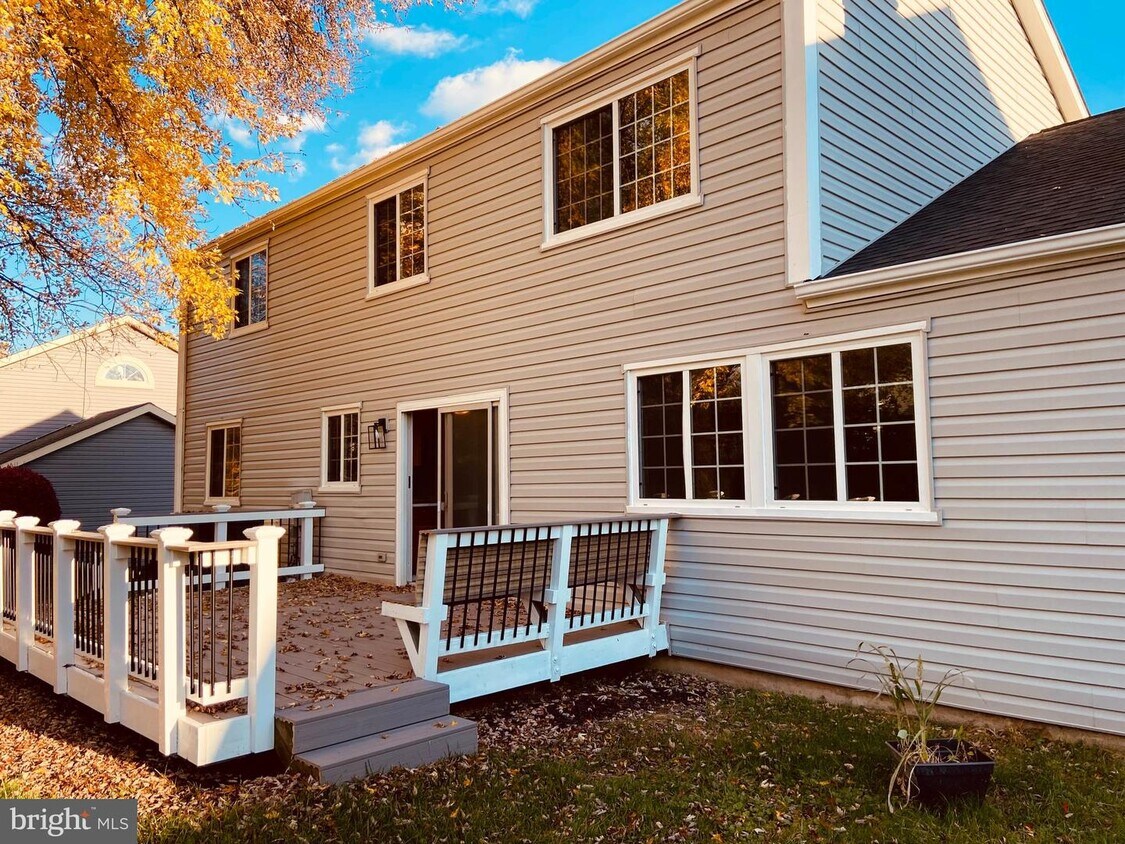 Primary Photo - 13205 Cabinwood Dr