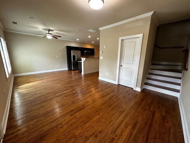 Foto del edificio - LEASING FOR AUGUST 6TH, 2026! CALL TO SECURE YOUR SPOT TODAY!