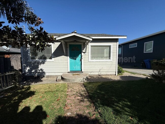 Foto del edificio - 758 Lily St