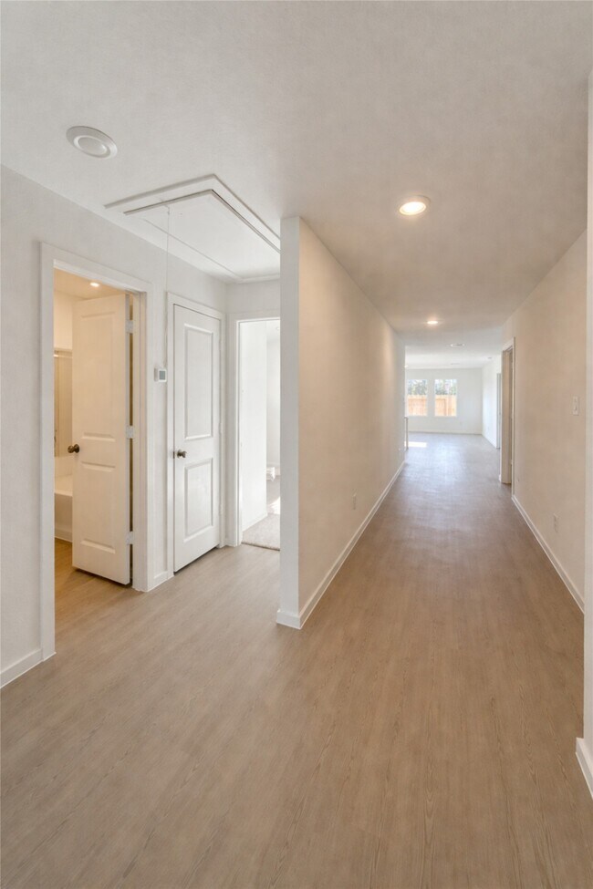 Foto del edificio - 15679 Plum Brk Dr