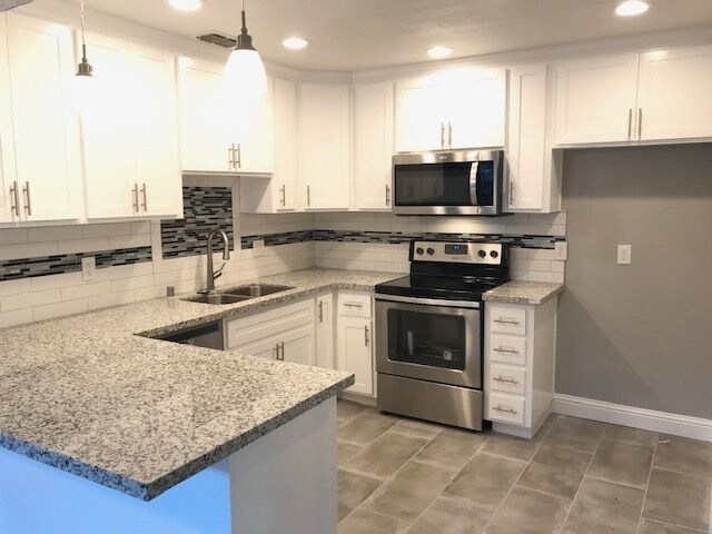 Building Photo - 10961 Hirschfeld Way