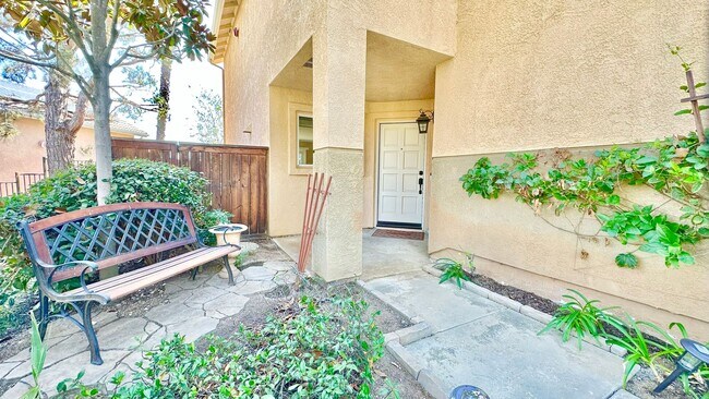 Building Photo - Beautifully Updated and Upgraded Two-Story in Bonsall, Water/Trash/Landscaping Included in Rent, ...