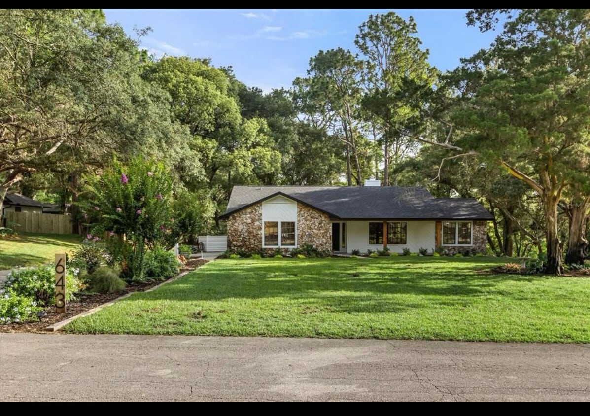 Foto principal - 643 Princewood Dr