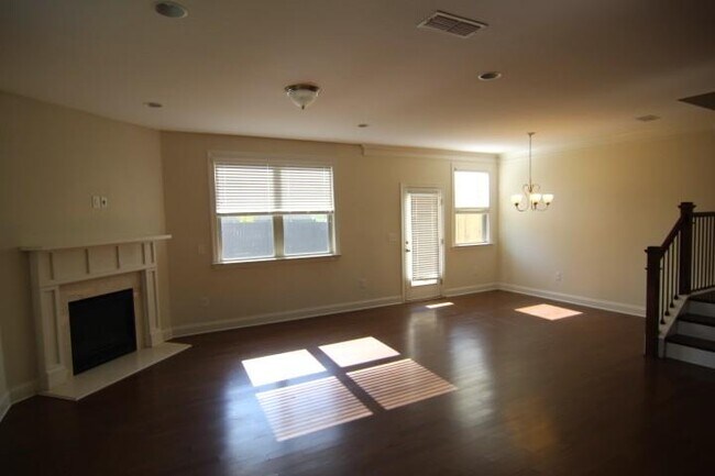 Foto del edificio - 8305 Harlond Way