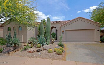 Building Photo - 9311 E Cavalry Dr