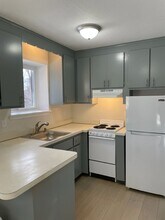 Building Photo - 492 East St