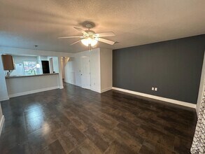 Building Photo - 4220 SW 22nd Ln