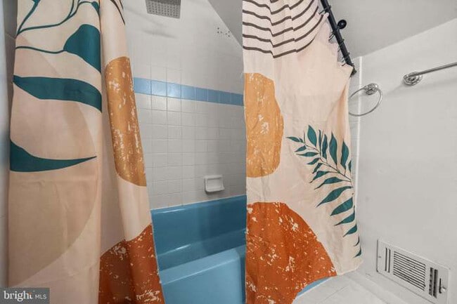 Building Photo - 5505 Butterworth Ct