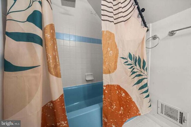 Foto del edificio - 5505 Butterworth Ct