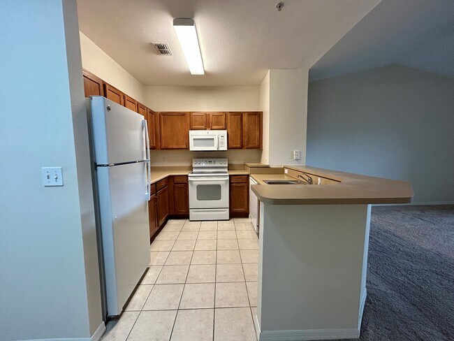 Foto del edificio - 8112 Claire Ann Dr