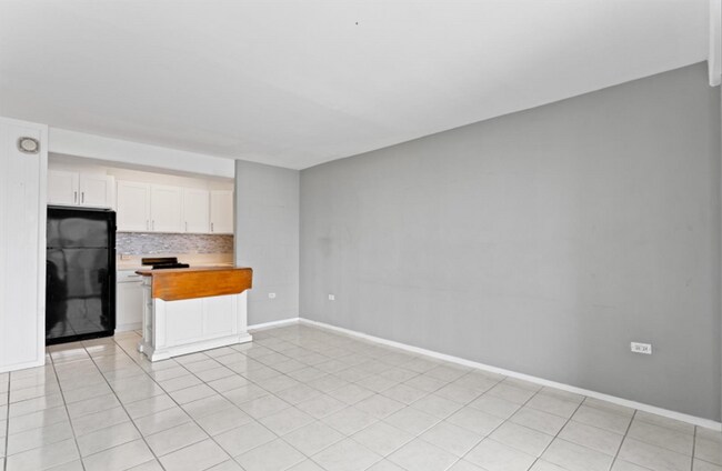 Foto del edificio - The Townhouse 1 Bed, 1 Bath, 1 Covered Parking with A/C