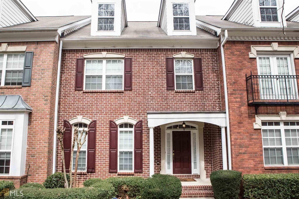 Foto principal - 3140 Mercer University Dr