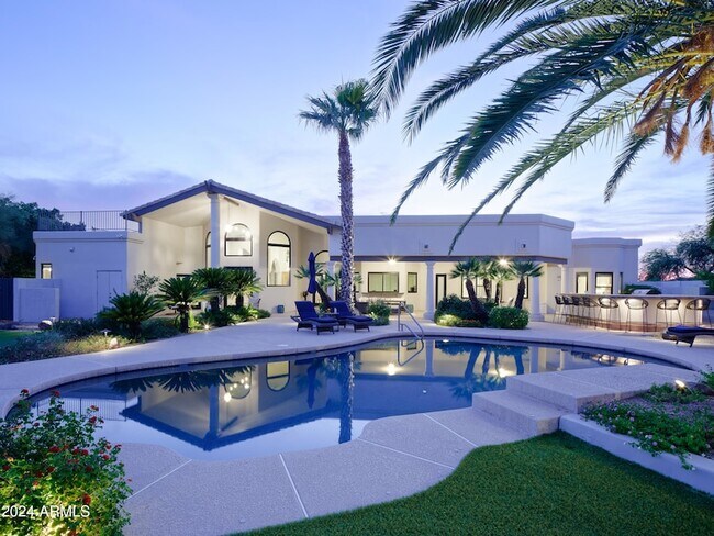 Foto del edificio - 9925 N 131st Pl