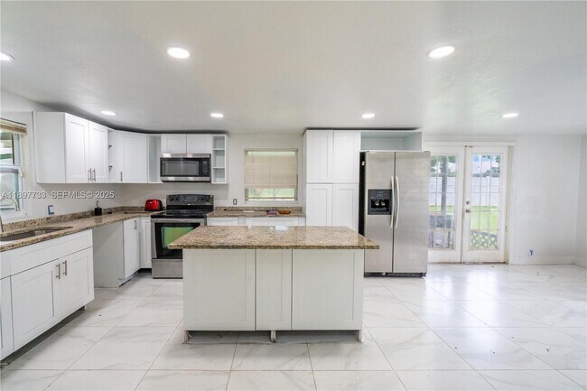 Building Photo - 121 East 3rd Street