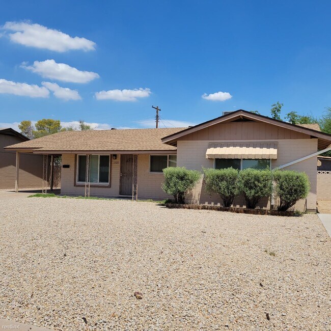 Building Photo - 4 br, 2 bath House - 1328 W 7th St
