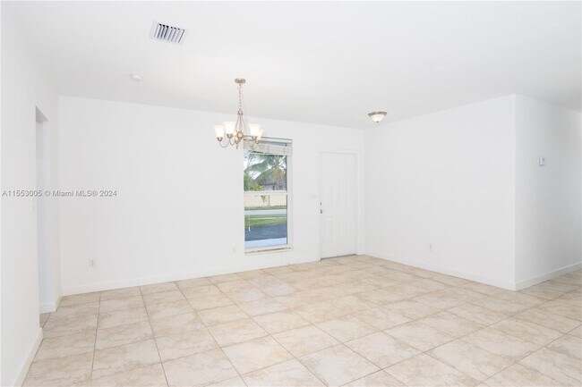 Foto del edificio - 9310 SW 57th Terrace