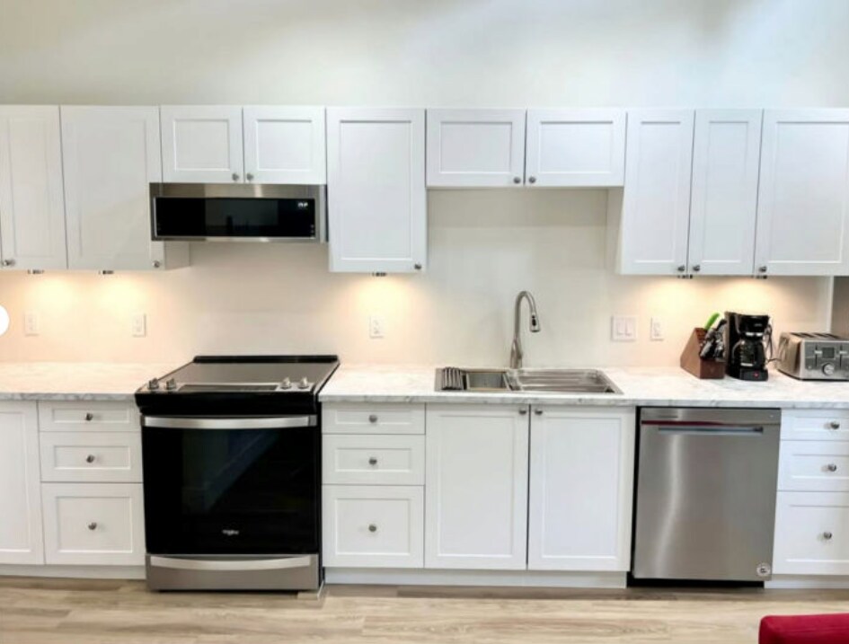 Photo principale - 118 Greenwood Dr