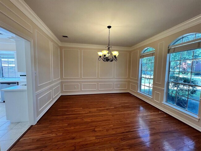 Foto del edificio - 4831 Hillswick Dr