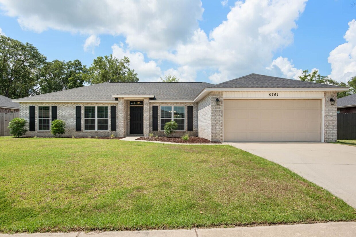 5761 Ml Strm Wy, Milton, FL 32571 House Rental in Milton, FL