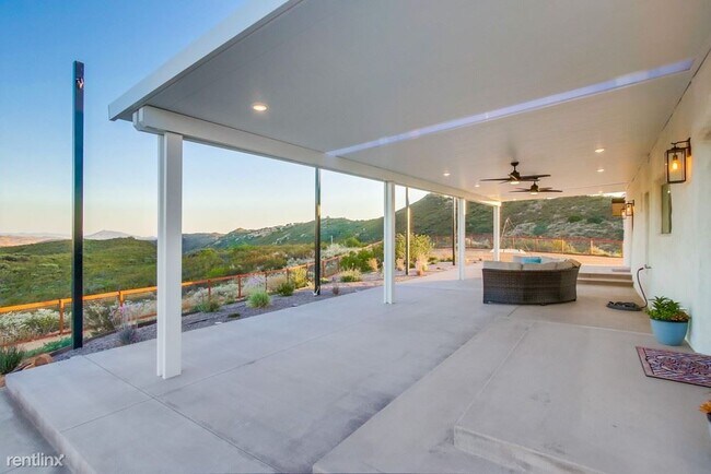 Foto del edificio - 1 br, 1 bath House - 23483 Japatul Valley ...