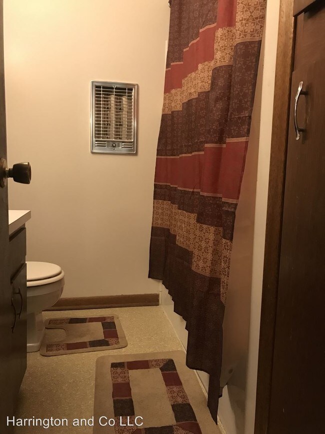 Building Photo - 725 Spruce St