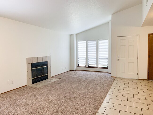 Foto del edificio - Charming 3 Bedroom 2 Bath Home in the Pock...