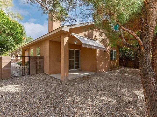 Building Photo - 8543 Murrelet Dr NE