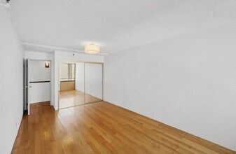 Building Photo - 801 Franklin St