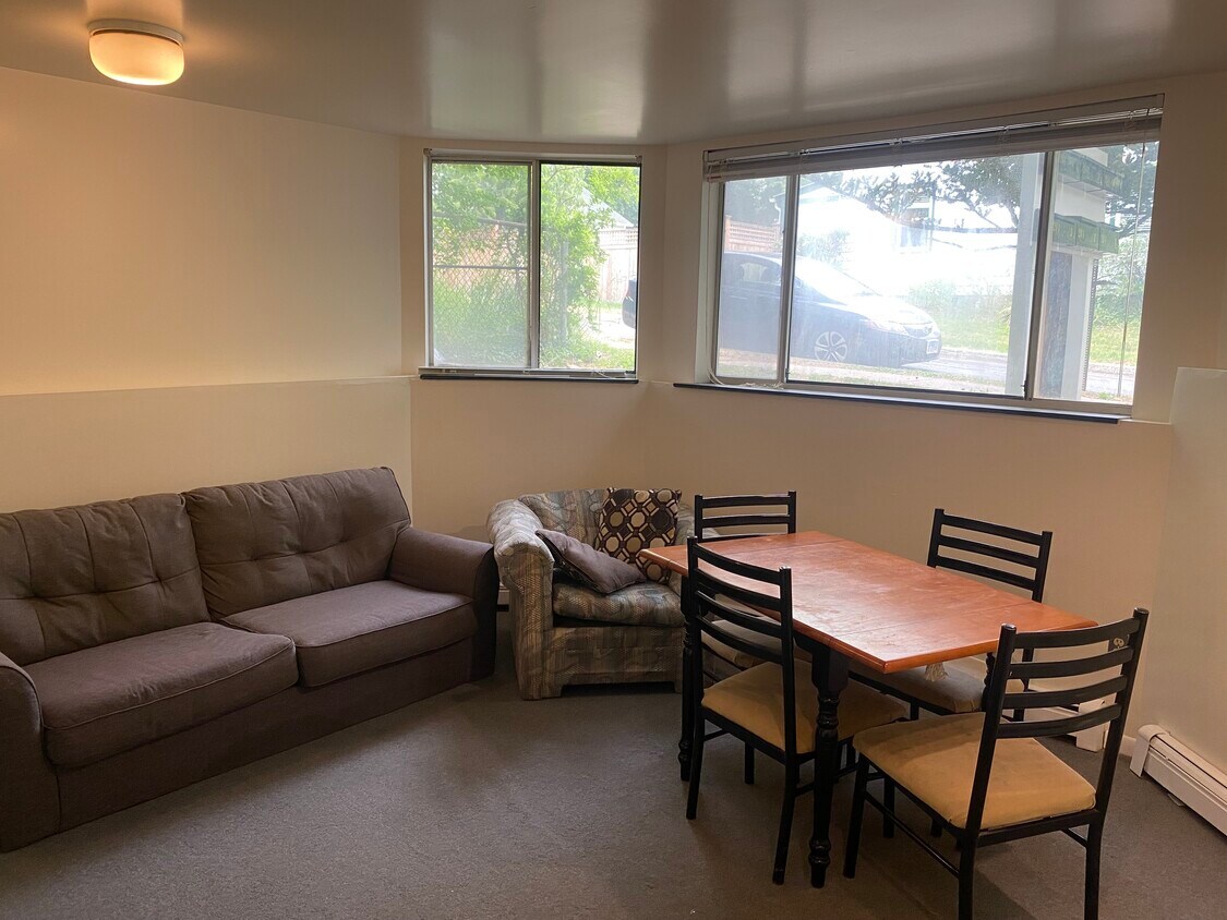 Foto principal - 204 Miller St