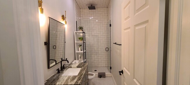 Foto del edificio - 4304 Trumbull St
